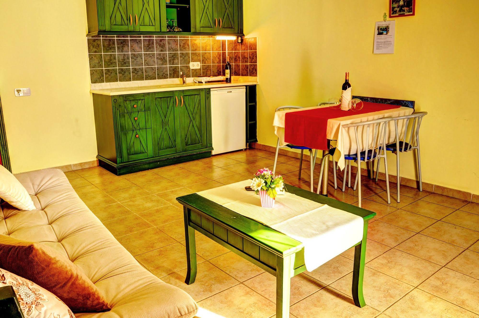 Sunway Aparthotel 2*